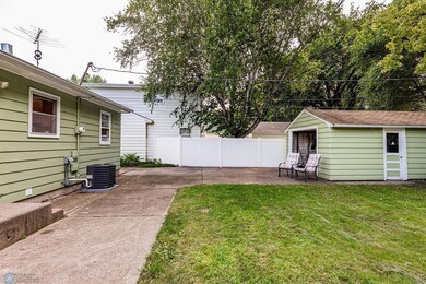 1537 14 1 2 St S, Fargo, ND 58103 - photo 7