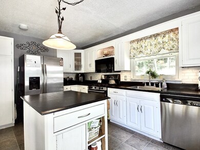 33 Harriman Rd, Merrimac, MA 01860 - photo 7