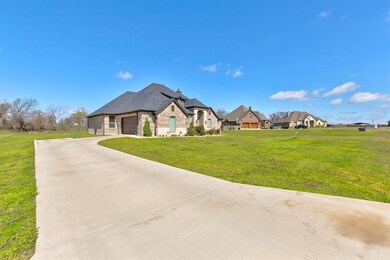 156 Eagles Crest Ln, Weatherford, TX 76087 - photo 4