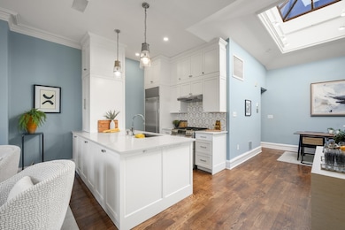 118 Commonwealth Ave unit 5, Boston, MA 02116 - photo 5