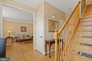 2920 Middle Bridge Ct, Crofton, MD 21114 - photo 2