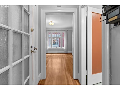 Entrance/Foyer