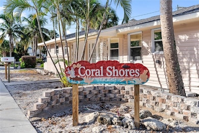 9022 Midnight Pass Rd unit 112, Sarasota, FL 34242 - photo 3