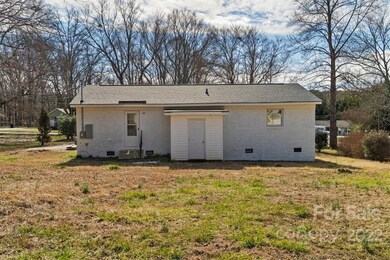 1164 Faulkner Rd, Clover, SC 29710 - photo 6