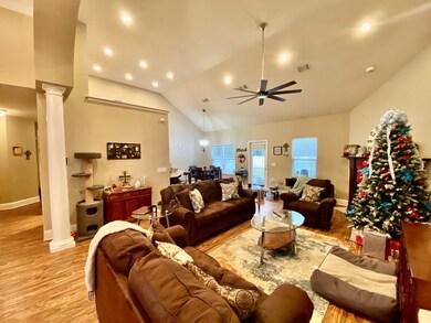 514 Kent Dr, Adel, GA 31620 - photo 2