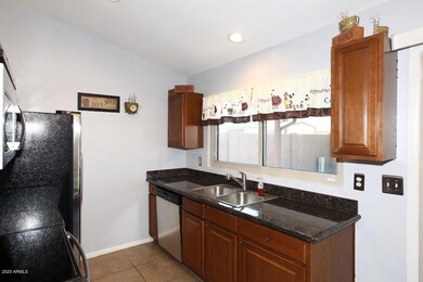 Kitchen3 (2)