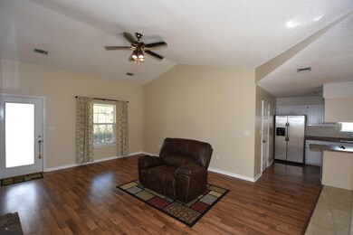 2980 Windsor Circle 05