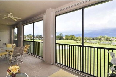 40' lanai and expansive lake/golf view!  Lanai fea