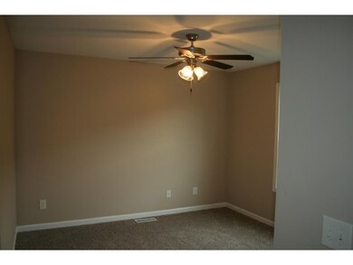 354 Preservation Cir, Johnson City, TN 37601 - photo 4