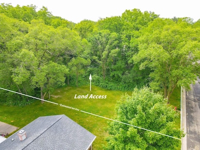 L1 Dean St, Edgerton, WI 53534 - photo 2