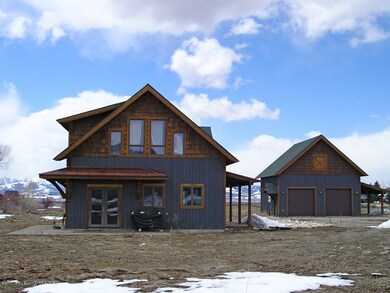Exterior & Landscape