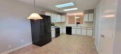 1619 Village Court Dr, Rosenberg, TX 77471 - photo 6