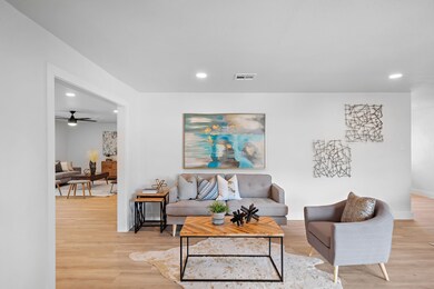 5123 Willowbend Blvd, Houston, TX 77035 - photo 7