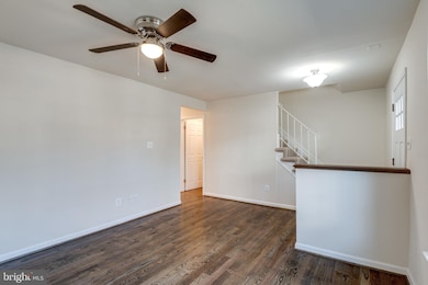 2457 Alsop Ct, Reston, VA 20191 - photo 5