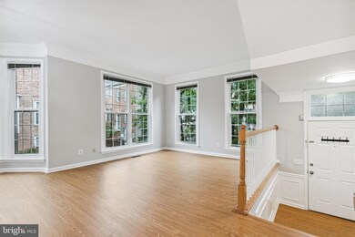 6026 Ricketts Walk, Alexandria, VA 22312 - photo 5