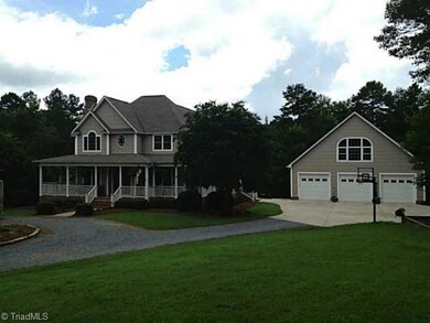 1541 Brownstone Hills Dr, Asheboro, NC 27205 - photo 4