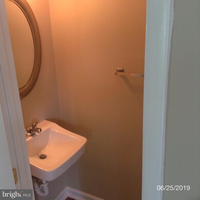 11412 Honeysuckle Ct unit 8-6, Upper Marlboro, MD 20774 - photo 5