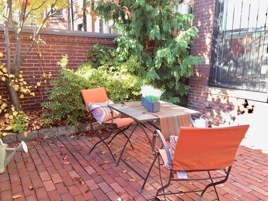 214 Commonwealth Ave unit 1, Boston, MA 02116 - photo 7