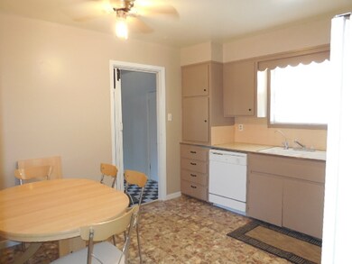 1418 Taft Ave, Alamogordo, NM 88310 - photo 6