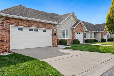 1392 N Sandy Creek Cir unit 1, Nixa, MO 65714 - photo 2