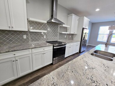 807 Callista Cay Loop, Tarpon Springs, FL 34689 - photo 5