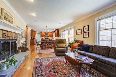 Family room / kitchen