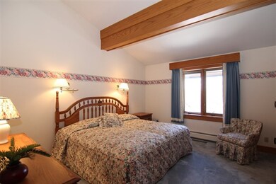 5454 Whalen Rd, Fitchburg, WI 53575 - photo 4