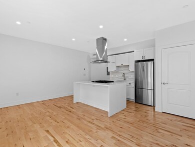 178 Washington Ave unit 205, Chelsea, MA 02150 - photo 3
