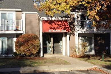 32 Silver Hill Ln unit 5, Natick, MA 01760 - photo 2