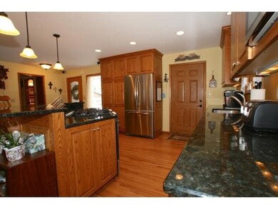 5642 Oakview Ln, Minnetonka, MN 55345 - photo 6