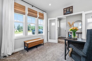 10540 Vista View Dr, Louisville, KY 40291 - photo 5