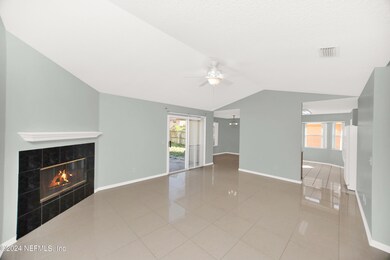 2441 University Blvd S, Jacksonville, FL 32216 - photo 5