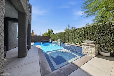 365 Shimmering Moon St, Henderson, NV 89015 - photo 3