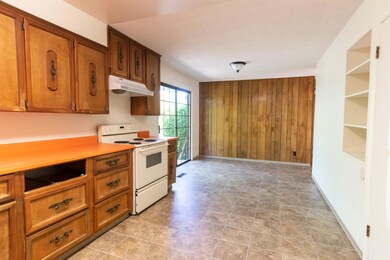 1573 Springbrook Rd, Medford, OR 97504 - photo 6