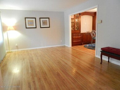 10 Ardmore Living Room