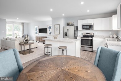 109 Shiningfield Ct, Middle River, MD 21220 - photo 6