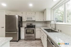 12011 Scribe Dr, Austin, TX 78759 - photo 5