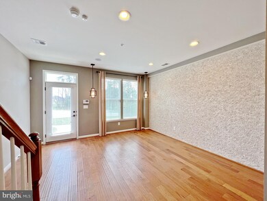 43387 Ghazwa Square, Ashburn, VA 20148 - photo 2