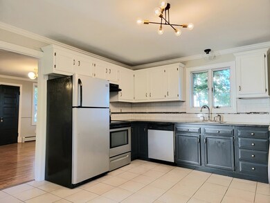 20 S Stowell St unit 1, Worcester, MA 01604 - photo 2