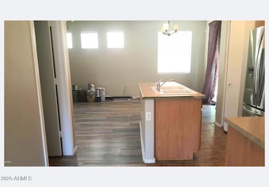 1410 E Mobile Ln, Phoenix, AZ 85040 - photo 3