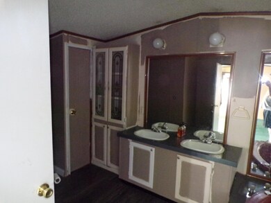 200 Perkins Dr, Burnside, KY 42519 - photo 3