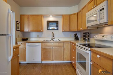 All appliances stay!