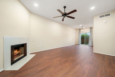 7575 Cambridge St unit 1604, Houston, TX 77054 - photo 4