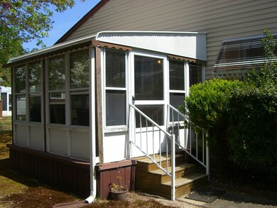 1-A Alpine Rd-three season room