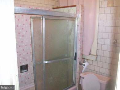 2212 W Lexington St, Baltimore, MD 21223 - photo 6