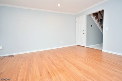 13 Eton Ct, Bedminster, NJ 07921 - photo 4