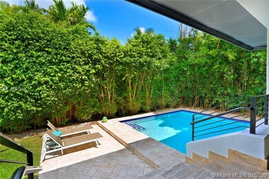 667 Warren Ln, Key Biscayne, FL 33149 - photo 5