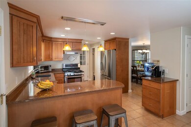 43 Coburn Ave, Nashua, NH 03063 - photo 6