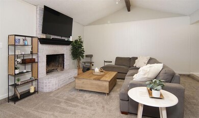 8609 Silver Creek Rd, Fort Worth, TX 76108 - photo 7