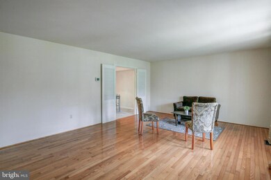 2720 Keystone Ln, Bowie, MD 20715 - photo 4